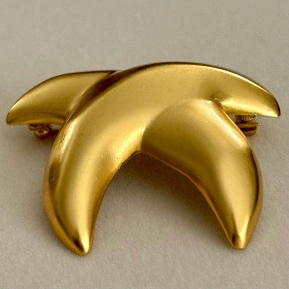 Anne Klein Vintage Brooch Gold-Tone abstract Matte Pin designer office formal - Picture 3 of 9